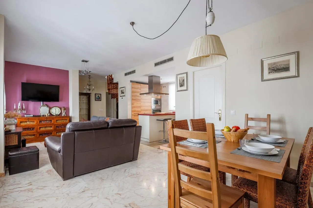 شقة Fantastico Duplex 2 Terrazas 3 Habitaciones 2 Banos إشبيلية